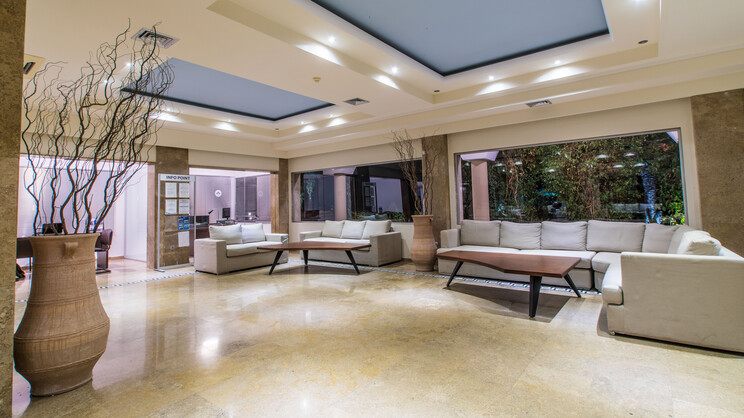 Alexandros Palace Hotel & Suites